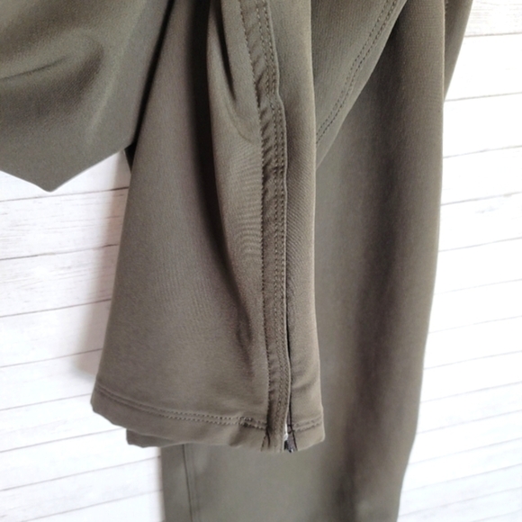 L.L. BEAN BOOT CUT OLIVE GREEN HIKING PANTS, SZ 4 - Picture 9 of 13